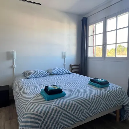 Hotel Restaurant La Tonnelle Mios